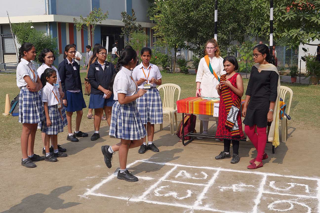 Spiele beim Abschiedsfest in Kolkata 1